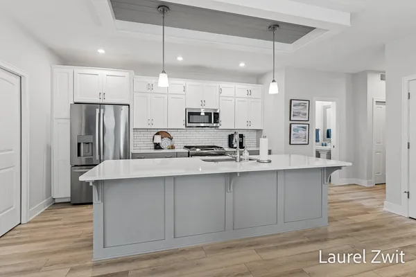 $718,000 | 406 West Leland Drive, Whitehall, MI 49461