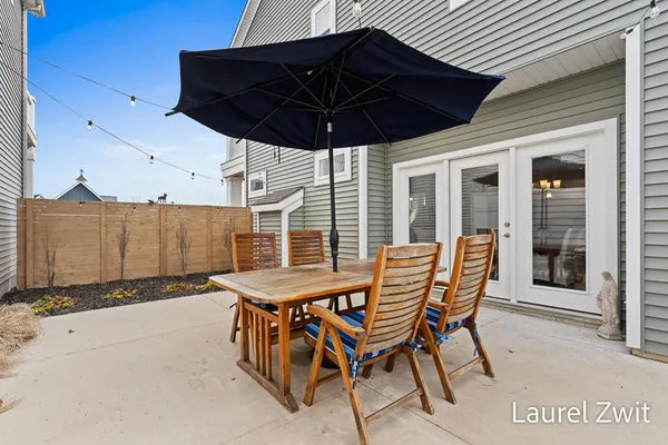 $718,000 | 406 West Leland Drive, Whitehall, MI 49461