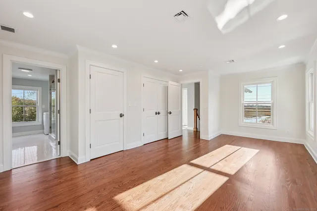 $1,650,000 | 201 Water Street, Guilford, CT 06437