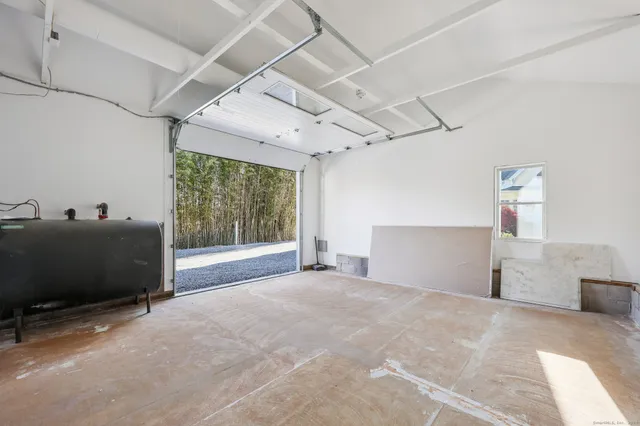 $1,650,000 | 201 Water Street, Guilford, CT 06437