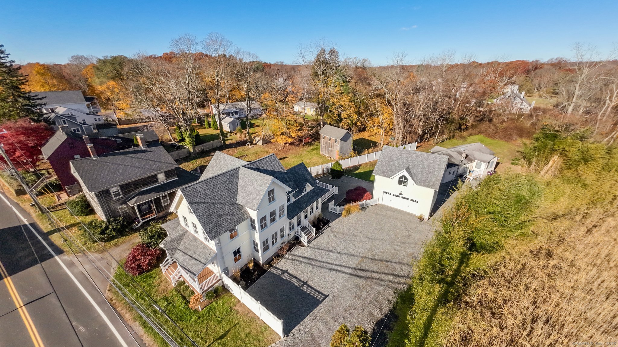 201 Water Street Guilford, CT 06437 - Photo 3 of 33