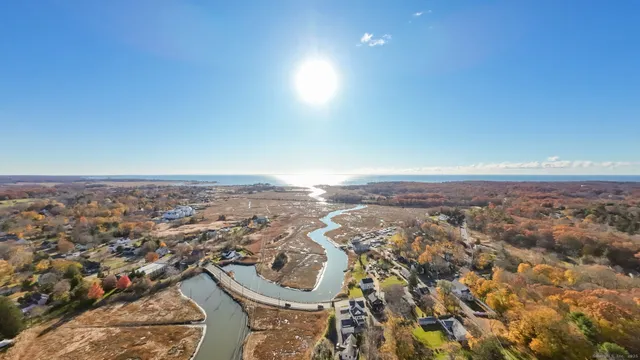 $1,650,000 | 201 Water Street, Guilford, CT 06437