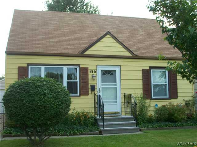 816 Sweet Home Road Amherst, NY 14226 - Photo 1 of 1 Exterior Front