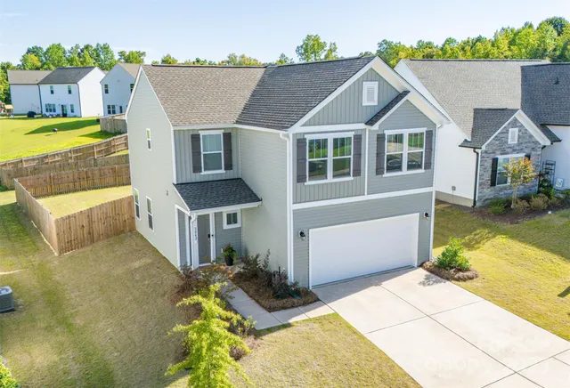 $345,000 | 3042 Pinehills Wy., Mount Holly, NC 28120