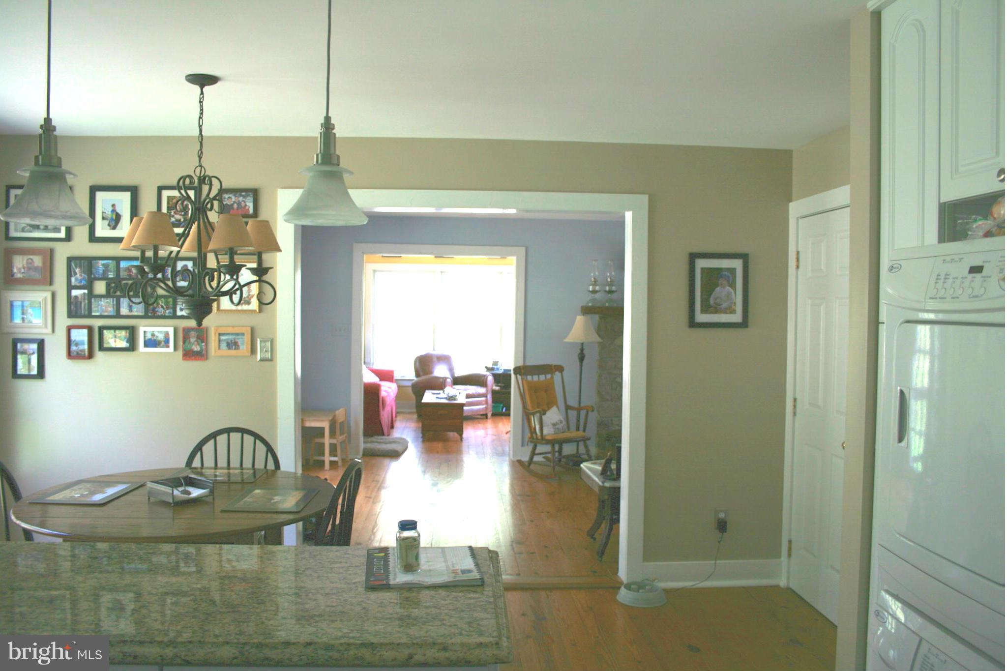 10427 Jacksontown Road Delaplane, VA 20144 - Photo 6 of 16 Interior (General)