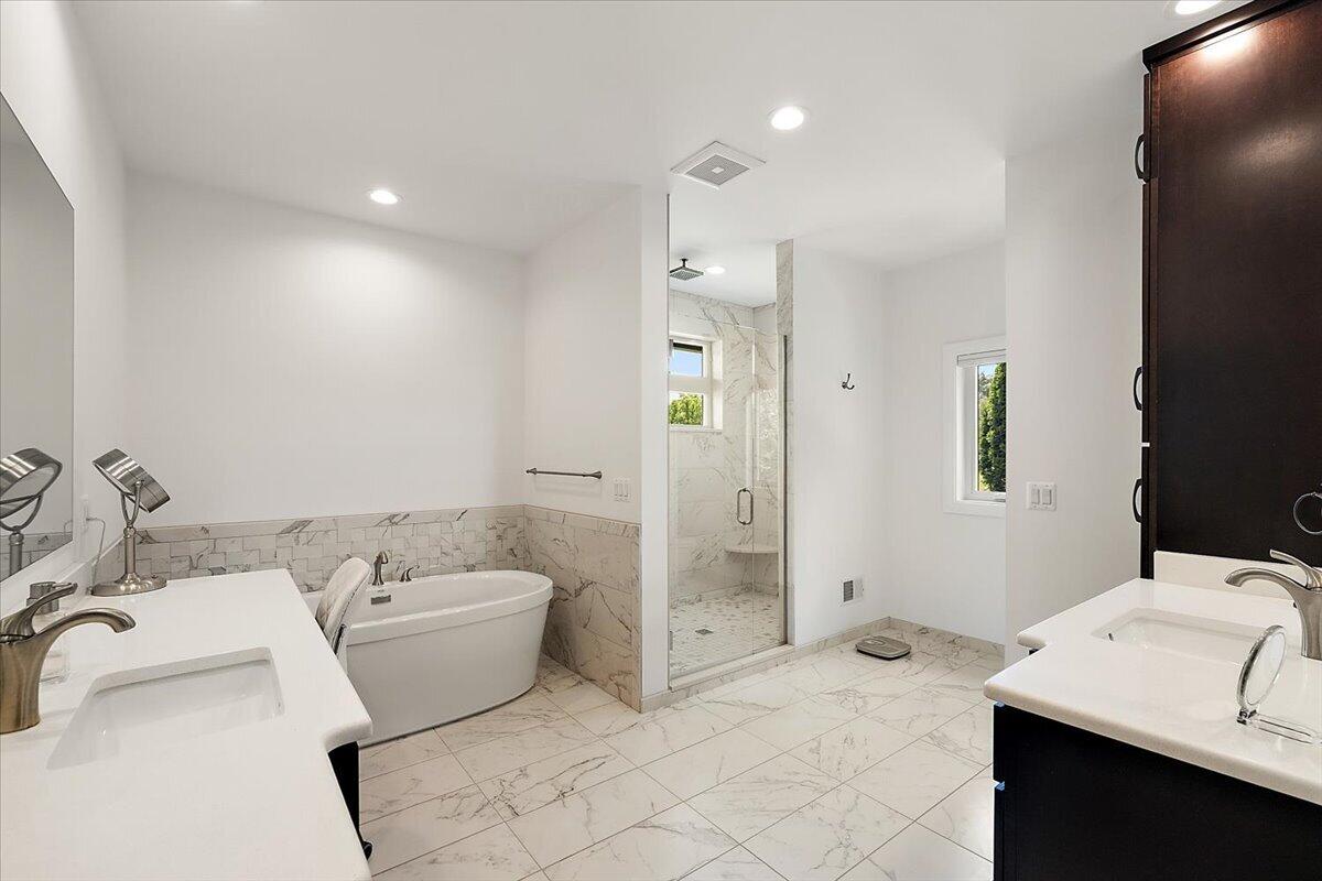 596 South Parker Road Ann Arbor, MI 48103 - Photo 25 of 80 066-596 S Parker-66