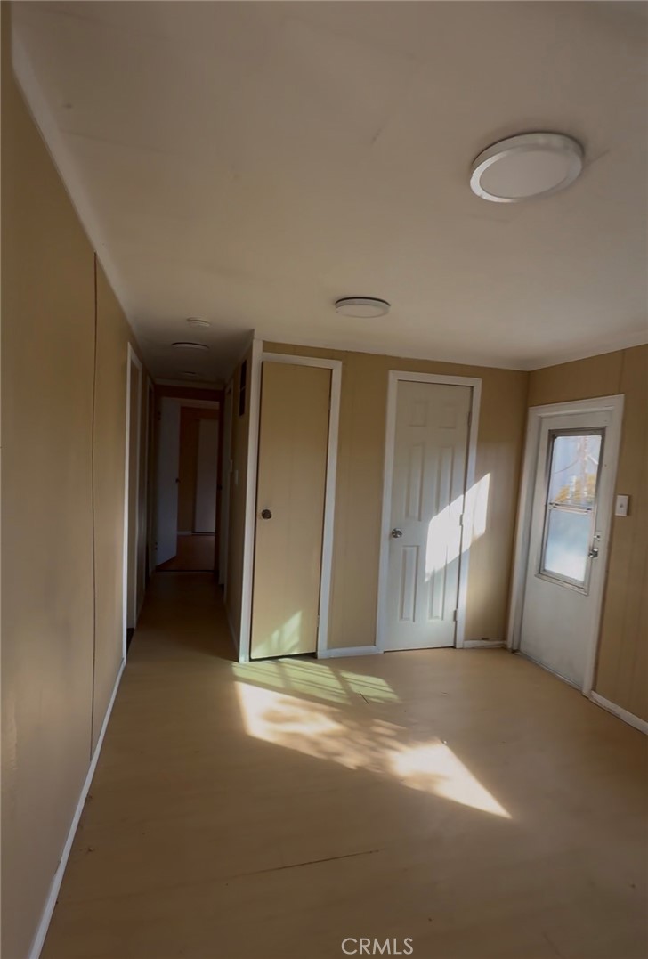 1011 West La Cadena Drive, Unit 30 Riverside, CA 92501 - Photo 5 of 7 Dining area