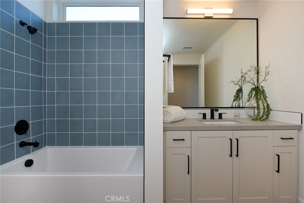 414 Main Street, Unit 200 Huntington Beach, CA 92648 - Photo 12 of 35