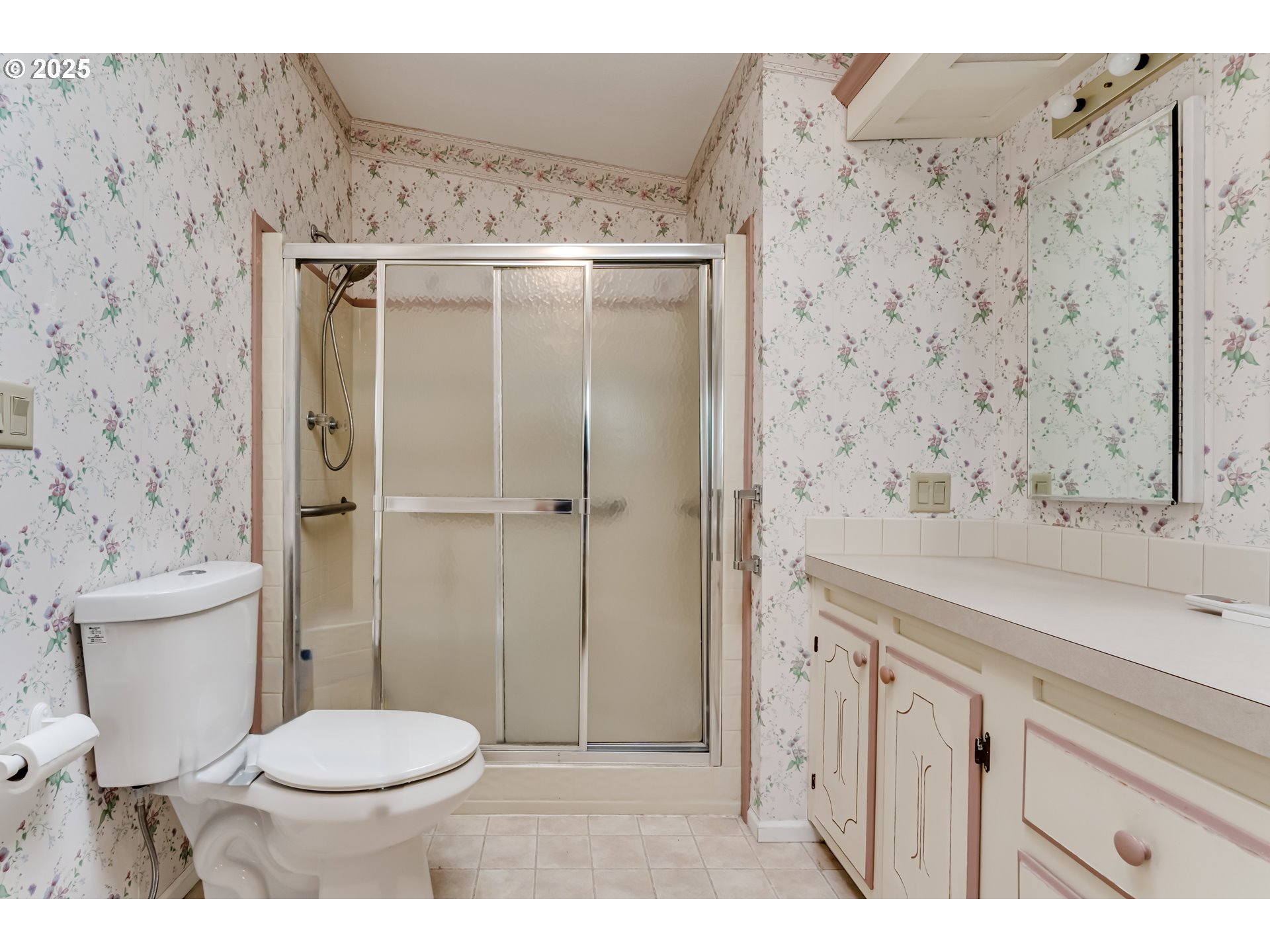 1475 Green Acres Road, Unit 83 Eugene, OR 97408 - Photo 29 of 34 Bathroom