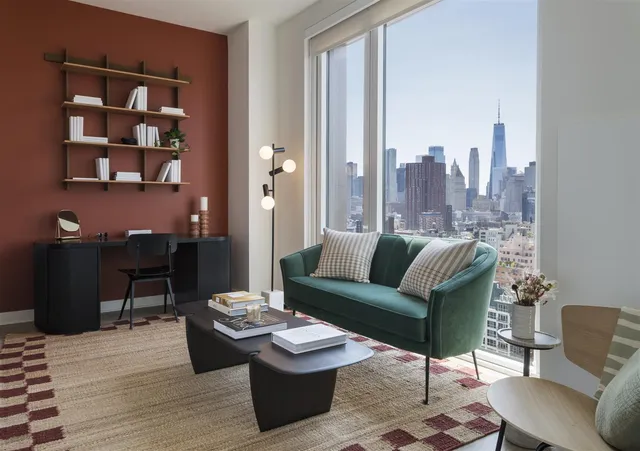 $4,900 | 55 Suffolk Street, Unit 1203 | Lower East Side