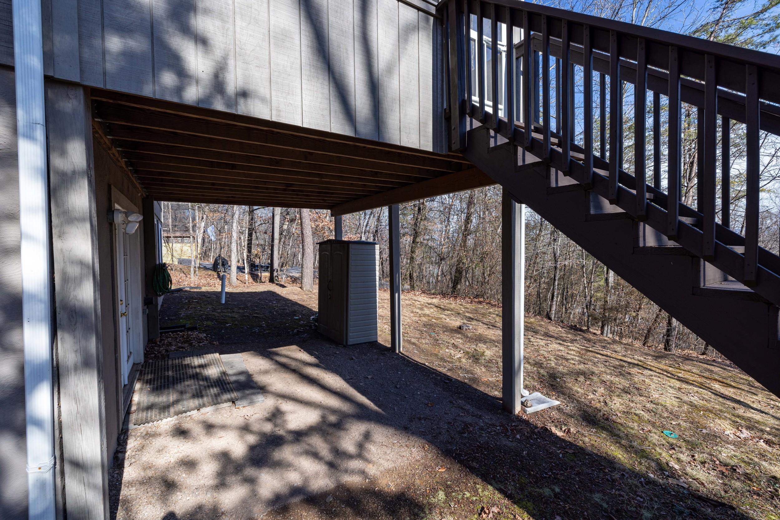 86 Maple Avenue Mount Jackson, VA 22842 - Photo 38 of 49 a view of a porch