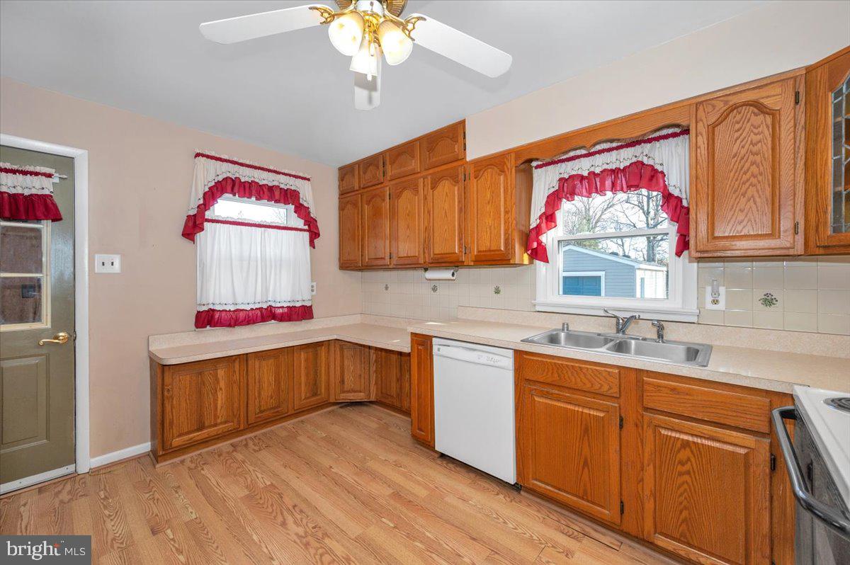 5209 Cochran Road Beltsville, MD 20705 - Photo 11 of 72