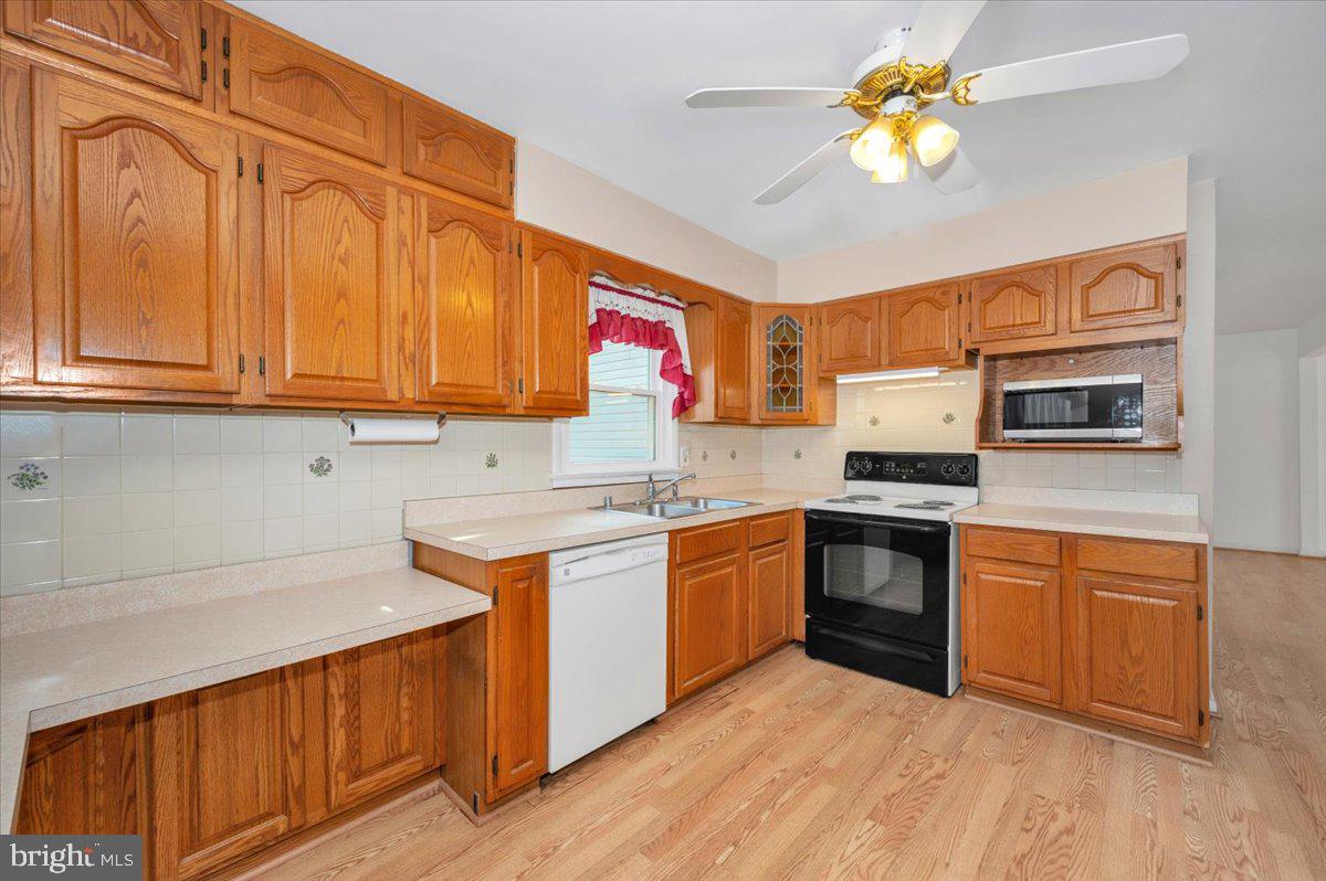 5209 Cochran Road Beltsville, MD 20705 - Photo 12 of 72