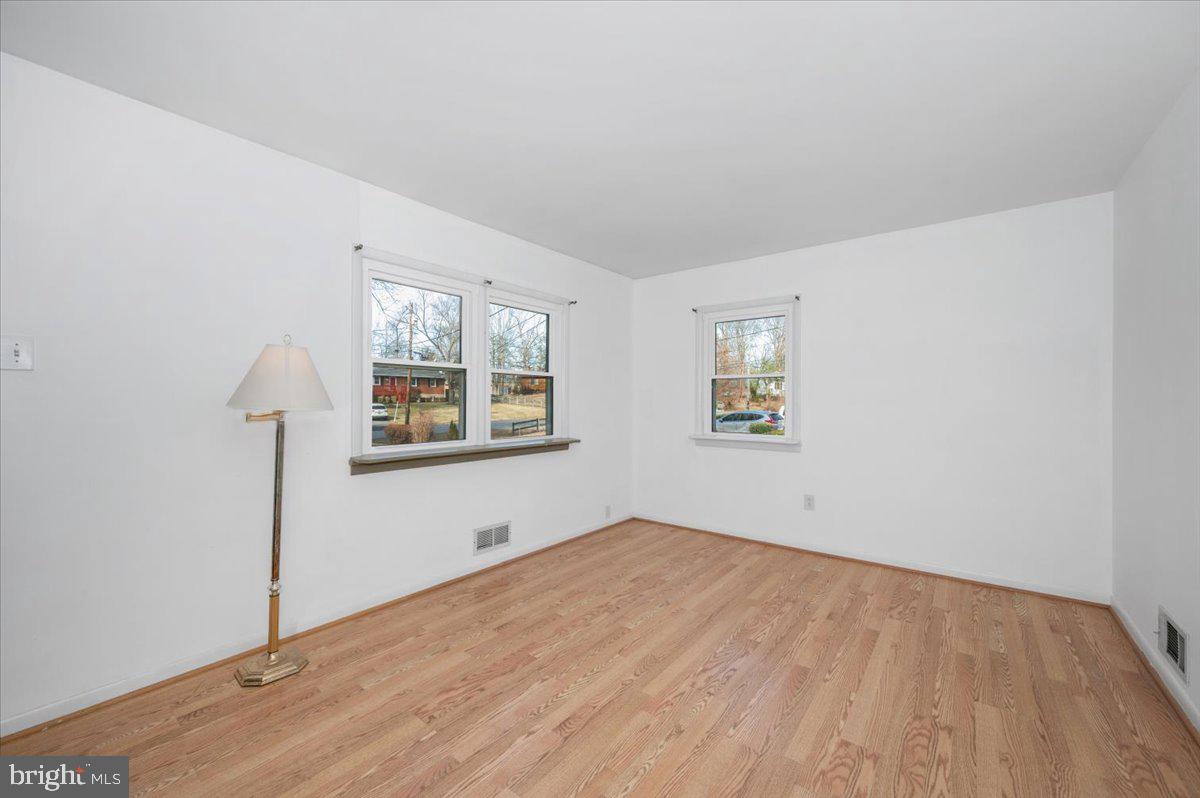 5209 Cochran Road Beltsville, MD 20705 - Photo 2 of 72