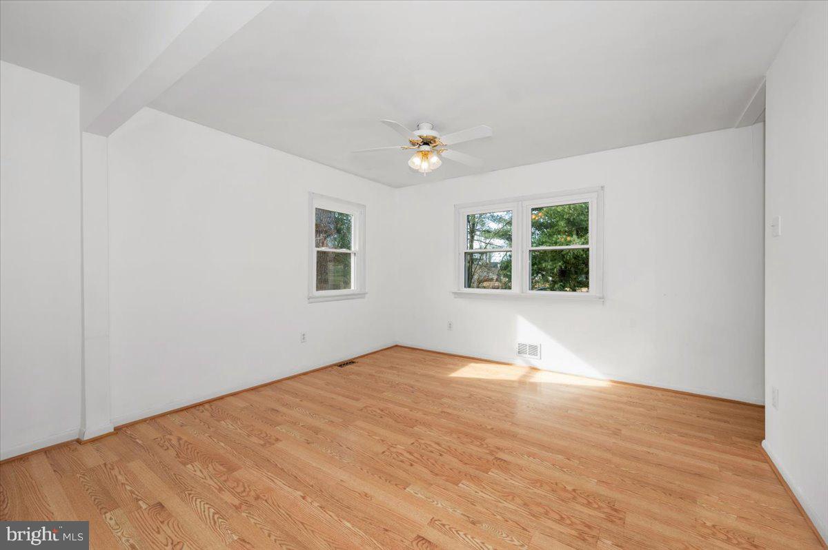 5209 Cochran Road Beltsville, MD 20705 - Photo 6 of 72