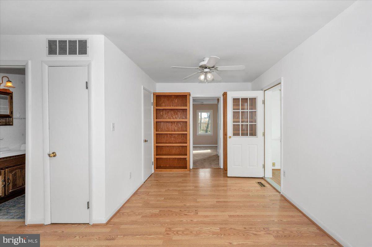 5209 Cochran Road Beltsville, MD 20705 - Photo 10 of 72