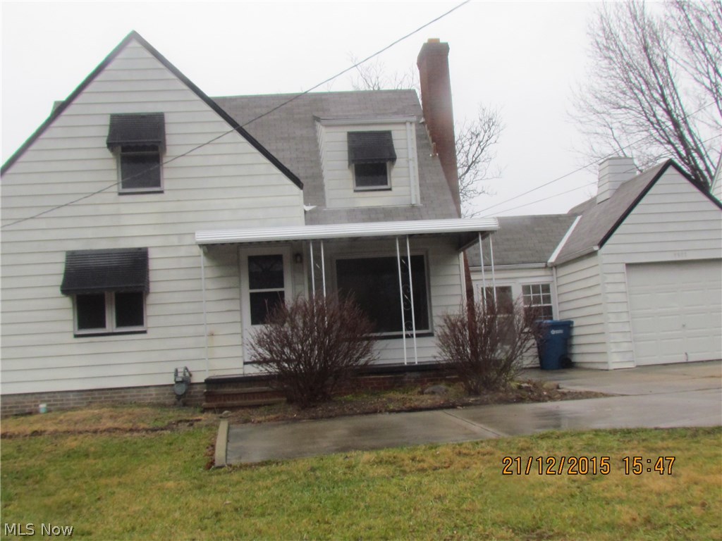 5200 West Ridgewood Drive Cleveland, OH 44134 - Photo 2 of 22