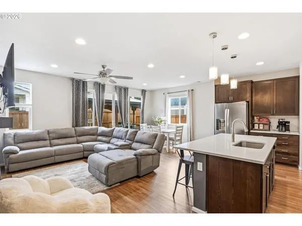 $569,900 | 1566 North Spruce Street, Canby, OR 97013