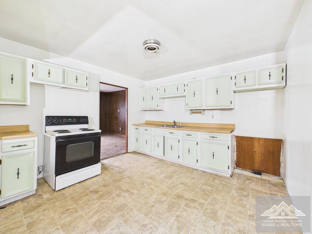 2886 Rock Road Rock, WV 24747 - Photo 5 of 19 Gallery Image 5