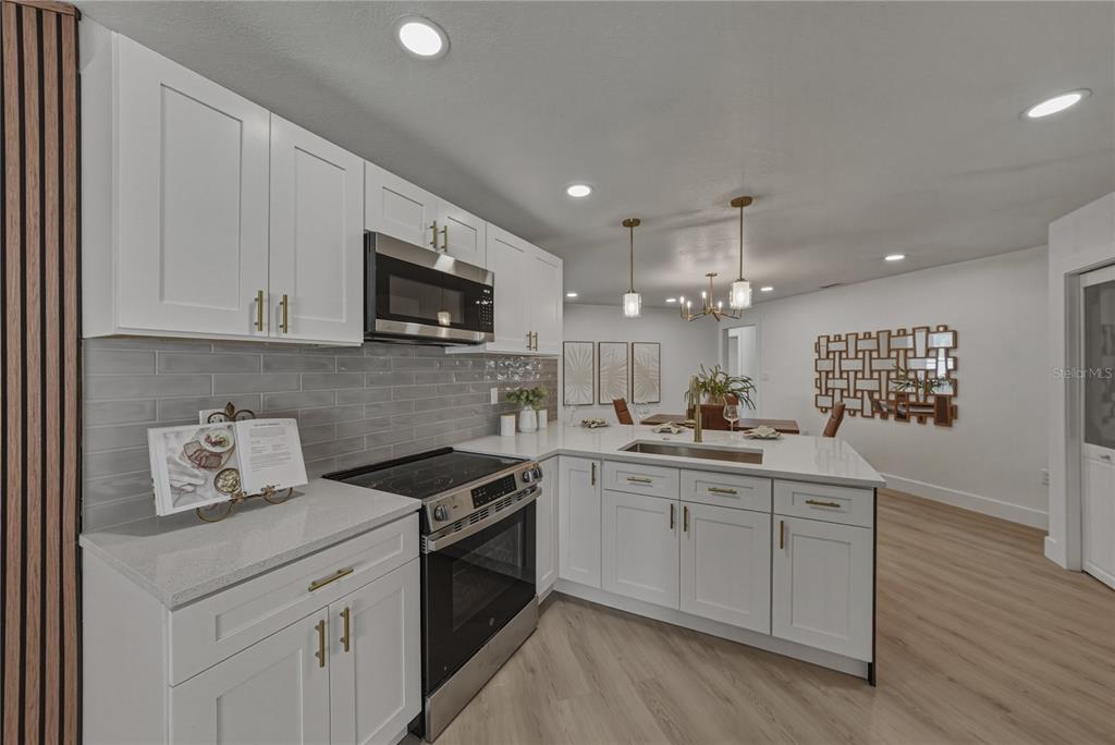 9305 120th Lane Seminole, FL 33772 - Photo 18 of 89