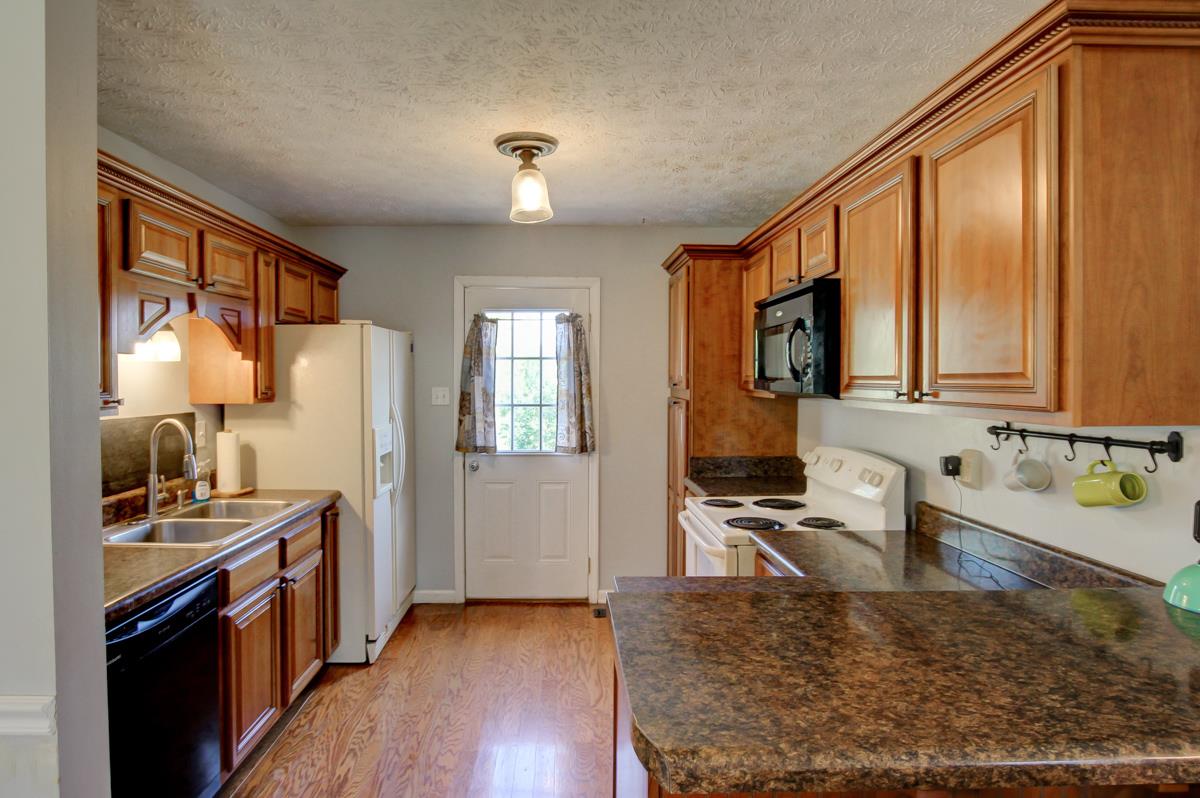 2223 Pleasant View Road Pleasant View, TN 37146 - Photo 8 of 27 Gallery Image 8