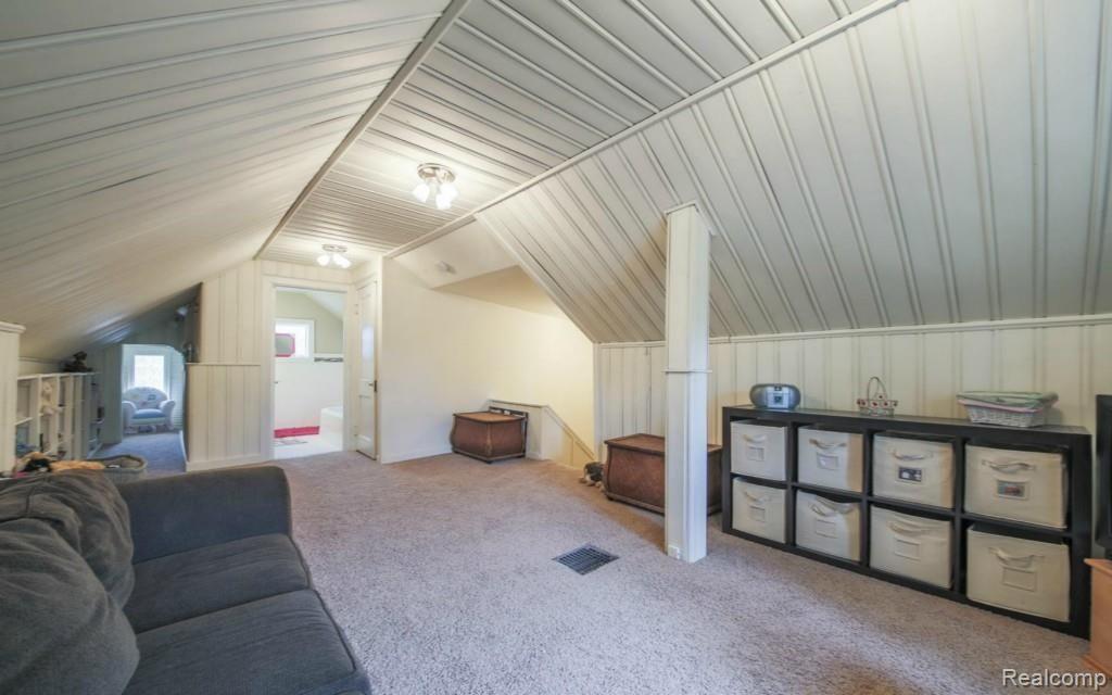 667 Washington Road Grosse Pointe, MI 48230 - Photo 24 of 29 24-photo-web-1680x1050-220488.jpg
