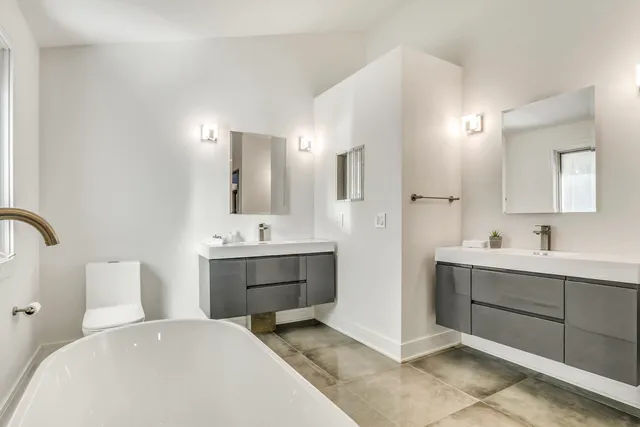 $1,195,000 | 30766 Gossell Road, Wauconda, IL 60084