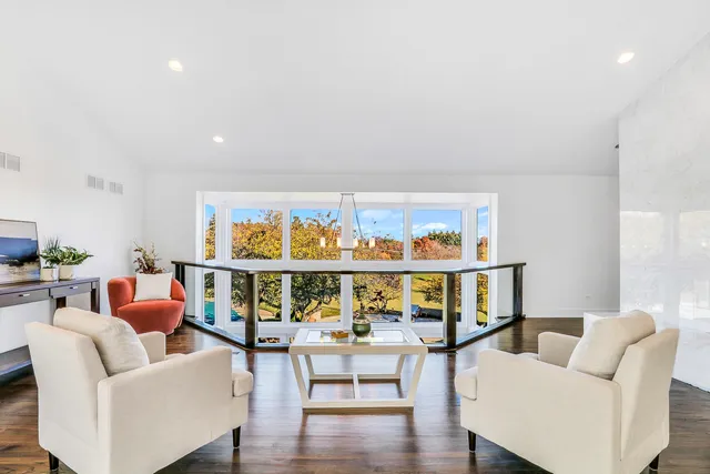 $1,195,000 | 30766 Gossell Road, Wauconda, IL 60084