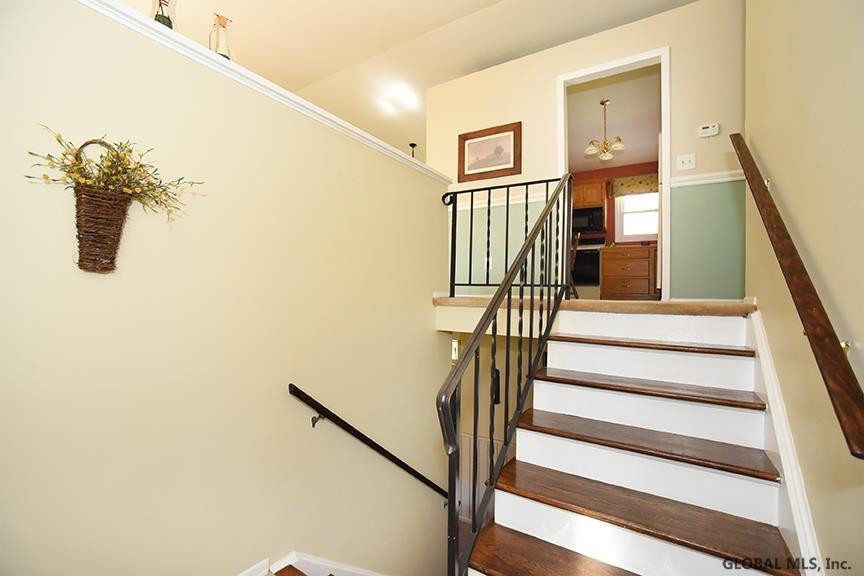 34 Haystack Road Clifton Park, NY 12065 - Photo 3 of 42 Photo 3