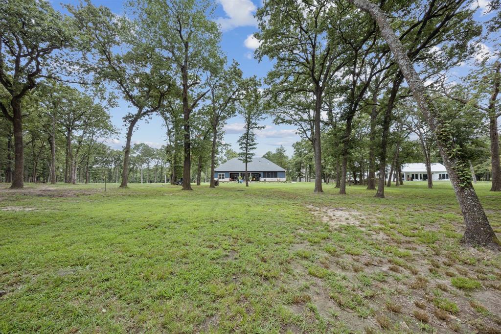 7239 Open Water Point Quinlan, TX 75474 - Photo 32 of 40