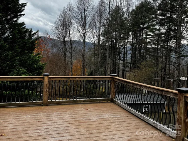 $575,000 | 103 Redden Road, Hendersonville, NC 28739