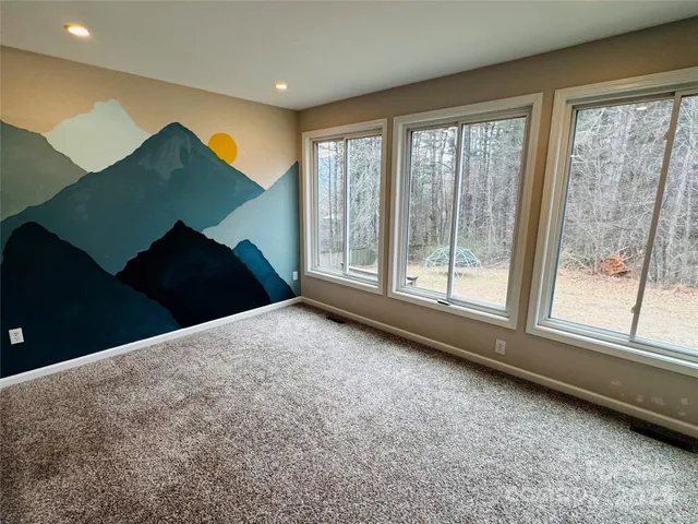 $575,000 | 103 Redden Road, Hendersonville, NC 28739