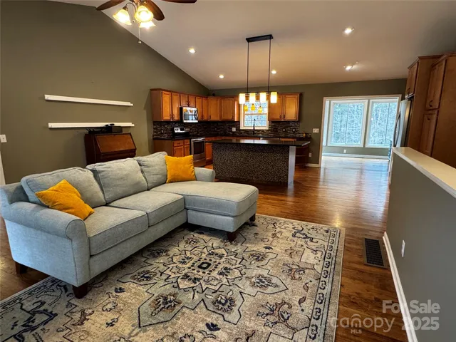 $575,000 | 103 Redden Road, Hendersonville, NC 28739