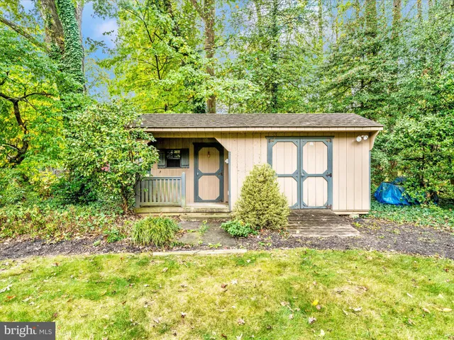 $949,000 | 1925 Pagebrook Road, Silver Spring, MD 20903