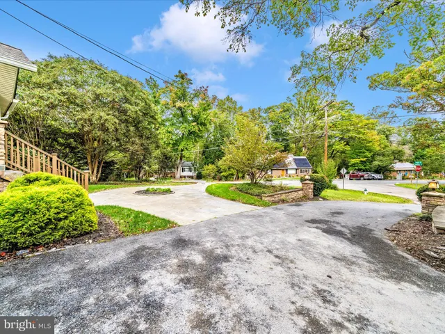 $949,000 | 1925 Pagebrook Road, Silver Spring, MD 20903