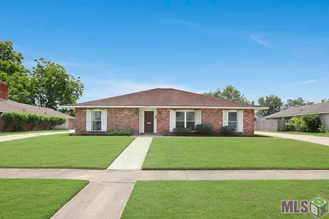 $385,000 | 8958 Cottage Drive, Baton Rouge, LA 70806