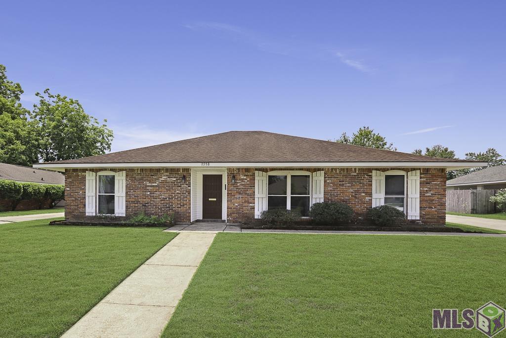 8958 Cottage Drive Baton Rouge, LA 70806 - Photo 2 of 30