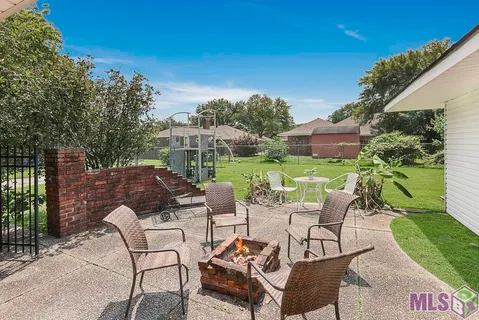 $385,000 | 8958 Cottage Drive, Baton Rouge, LA 70806