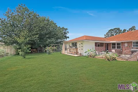 $385,000 | 8958 Cottage Drive, Baton Rouge, LA 70806