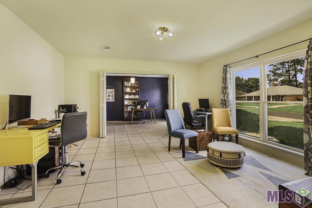 8958 Cottage Drive Baton Rouge, LA 70806 - Photo 5 of 30