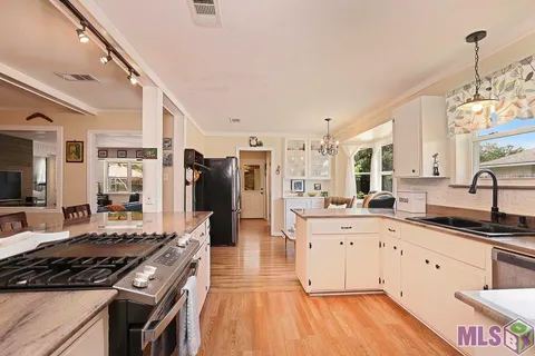 $385,000 | 8958 Cottage Drive, Baton Rouge, LA 70806
