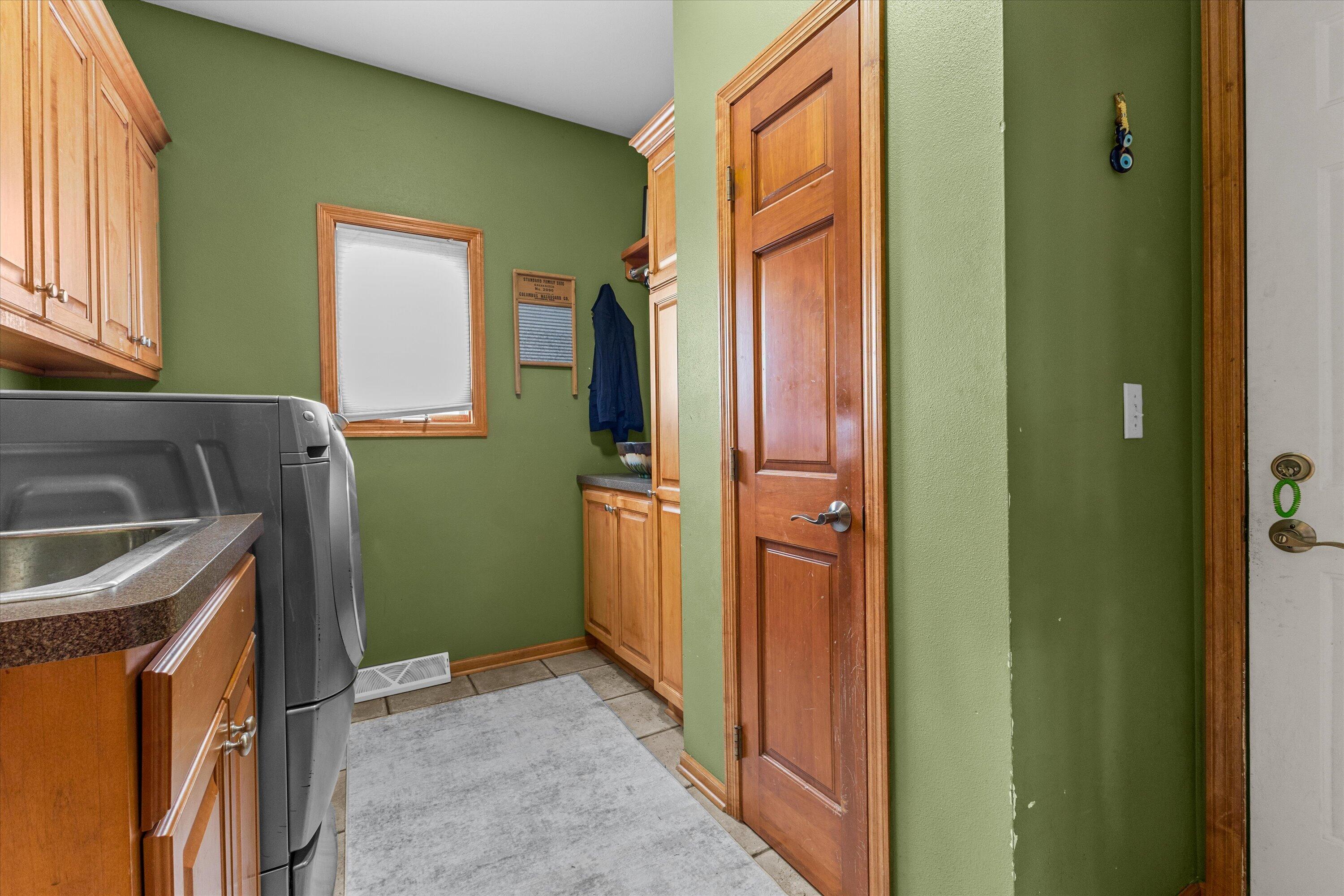 4319 Wood Duck Way Racine, WI 53403 - Photo 33 of 63 27-KCM-207