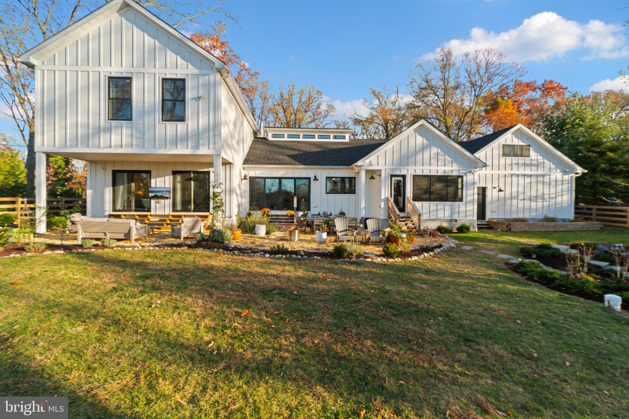 338 Somerset Road Pasadena, MD 21122 - Photo 47 of 70 View of back of house