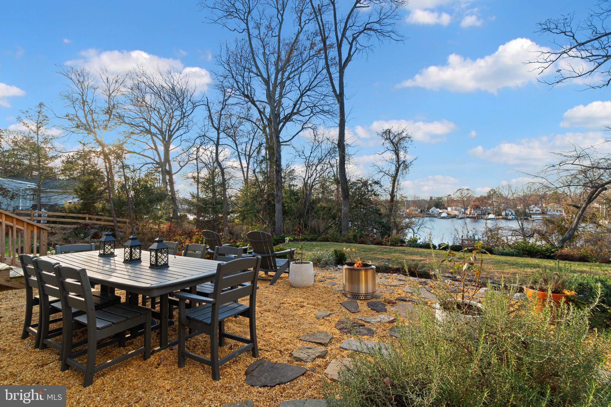 338 Somerset Road Pasadena, MD 21122 - Photo 51 of 70 Outdoor dining area