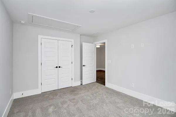 $2,400 | 2957 Ross Avenue, Charlotte, NC 28208