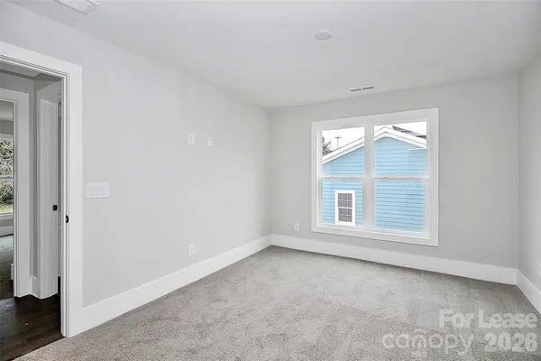 $2,400 | 2957 Ross Avenue, Charlotte, NC 28208