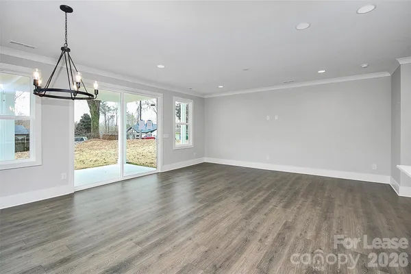 $2,400 | 2957 Ross Avenue, Charlotte, NC 28208