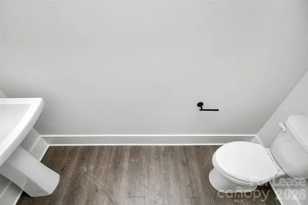 $2,400 | 2957 Ross Avenue, Charlotte, NC 28208