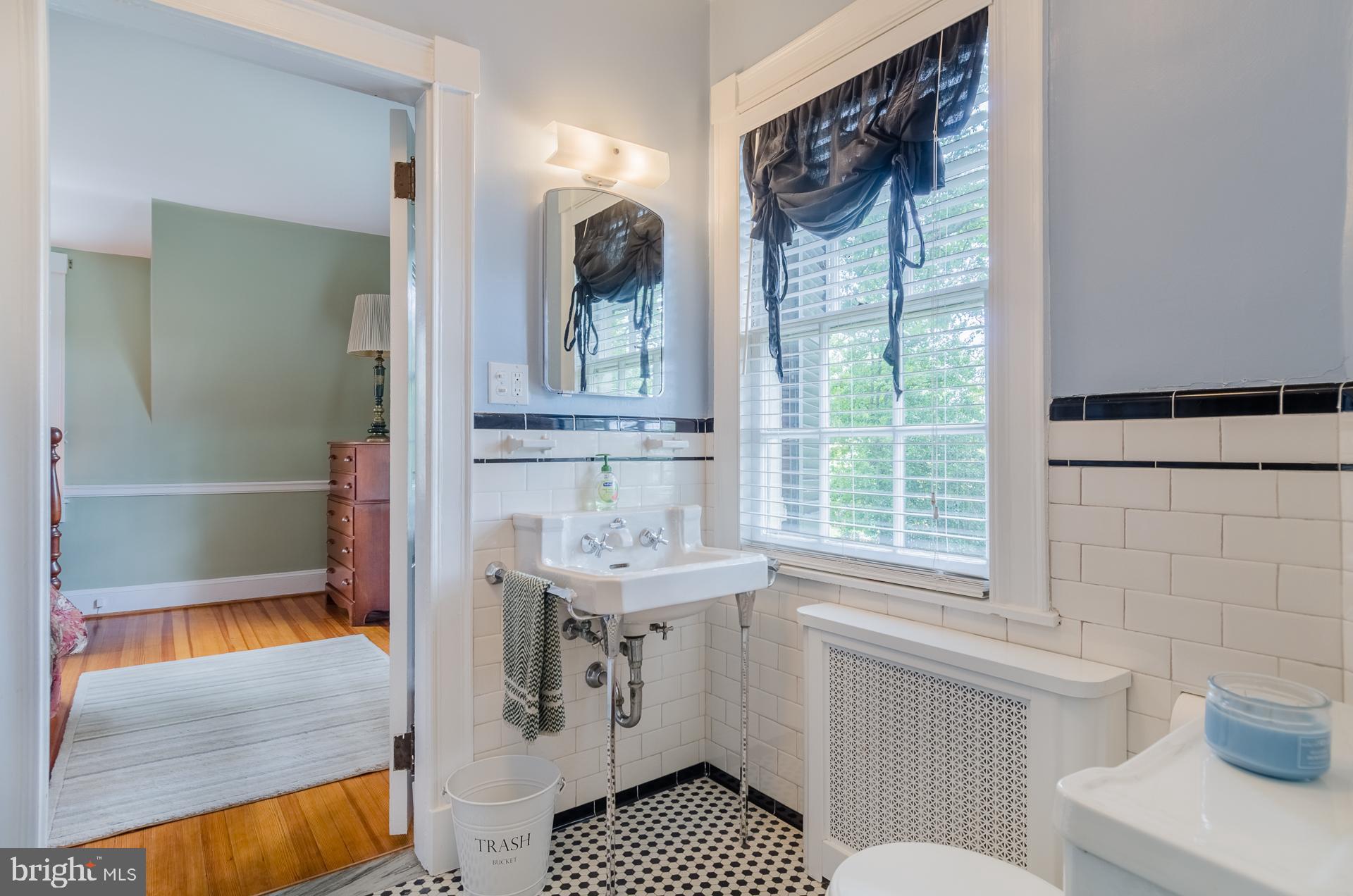 4420 Underwood Road Baltimore, MD 21218 - Photo 13 of 30