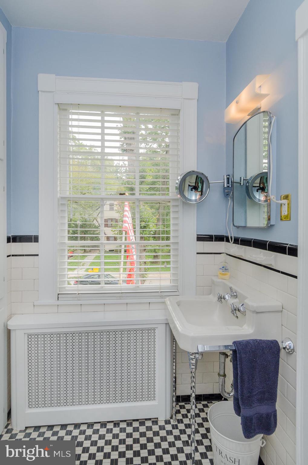 4420 Underwood Road Baltimore, MD 21218 - Photo 22 of 30